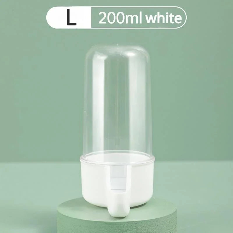 Dispensador para mantener agua o semillas en la jaula